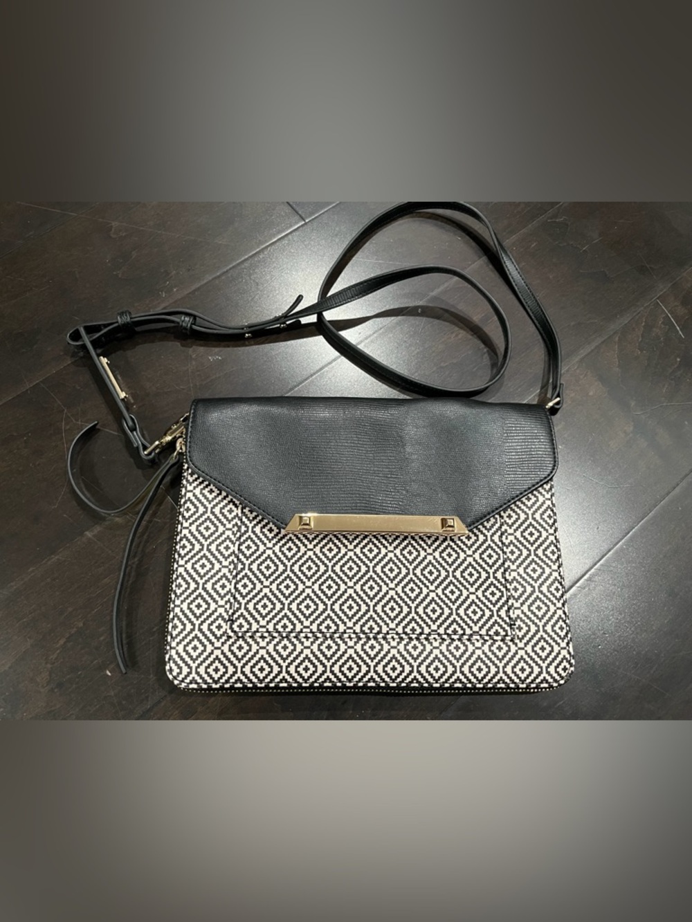 Gorgeous Stella & Dot purse